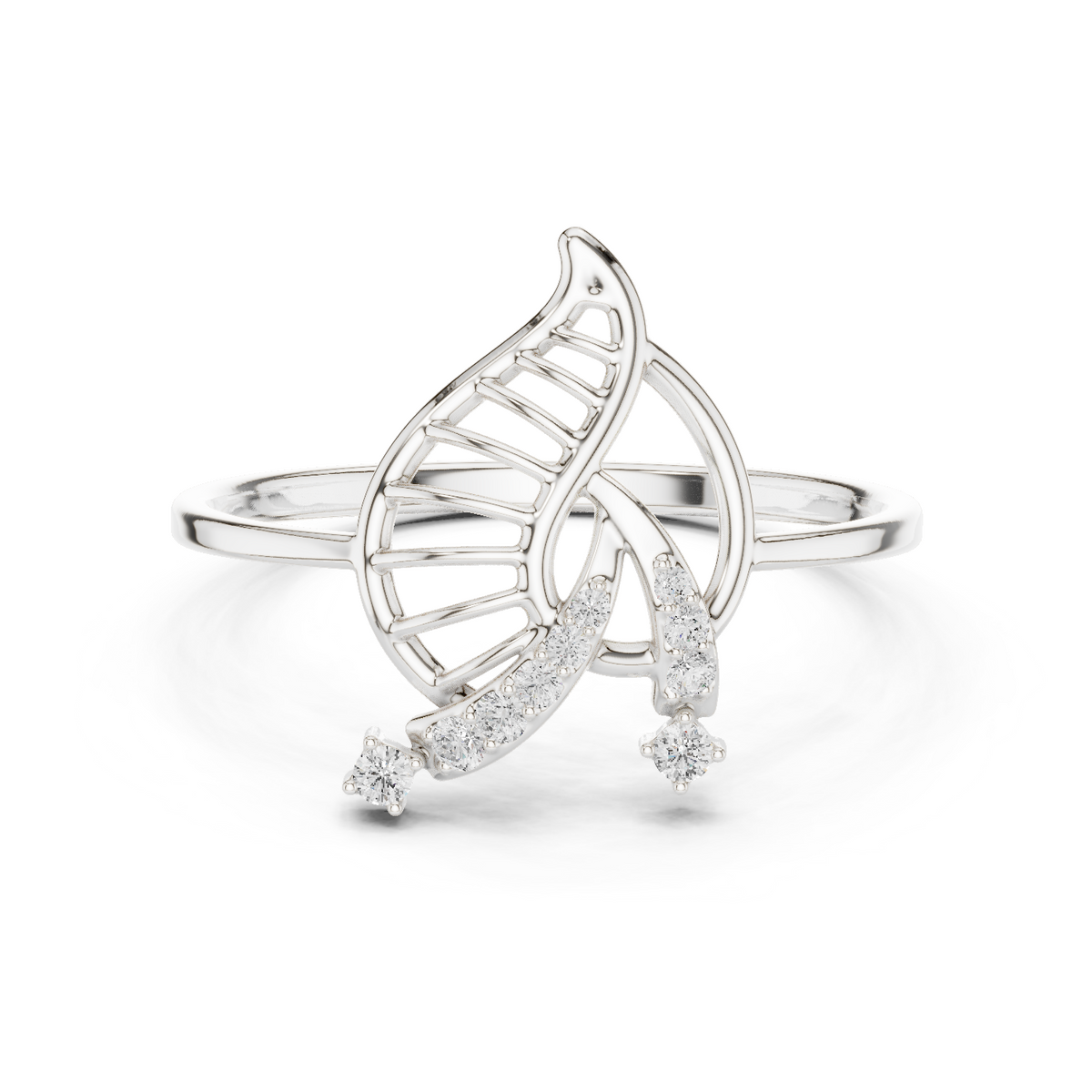 Leaf Motif Diamond Ring in 18K Gold Elegance